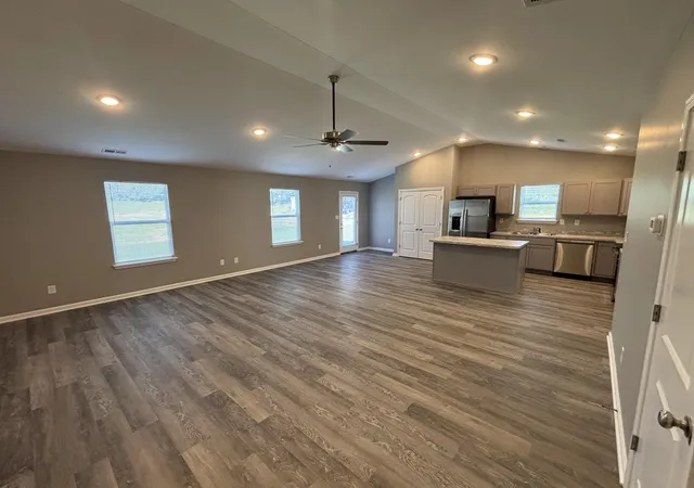 3rd image of 353 Pageant Dr, Richmond, KY 40475 | MLS# 26001377