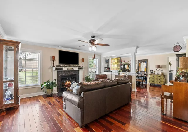 Photo 3 of Single family home for sale at 100 Dove Run Cir, Georgetown, KY 40324 | MLS# 26001504 | Listing updated on 2026-02-13