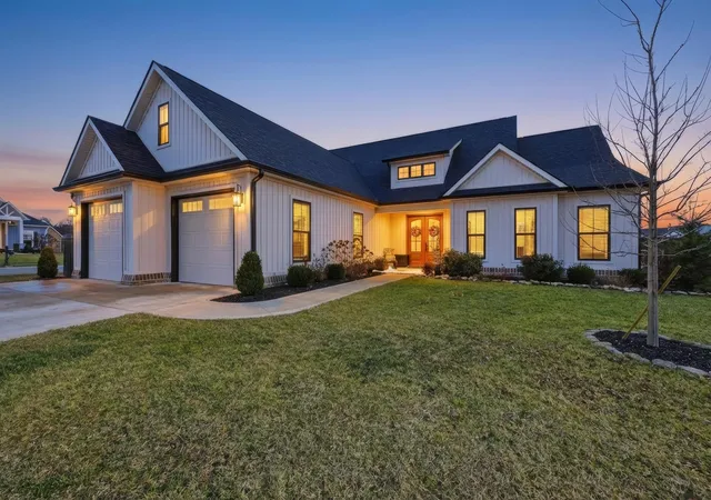 Photo 1 of Single family home for sale at 110 Classic Ct, Versailles, KY 40383 | MLS# 26004998 | Listing updated on 2026-03-23