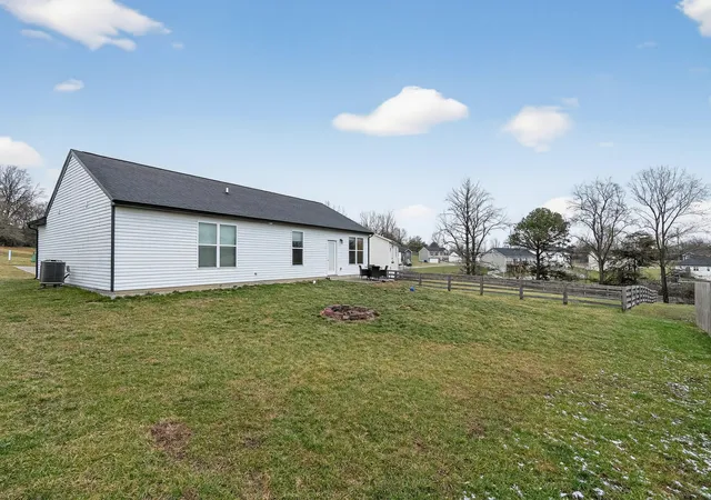 Homes for sale in Dry Ridge, KY | 120 Summerfield Dr, Dry Ridge, KY 41035 | MLS# 26001581
