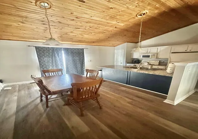 Photo 2 of Townhouse for sale at 3580 Lochdale Ter, Lexington, KY 40514 | MLS# 26001616 | Listing updated on 2026-01-30