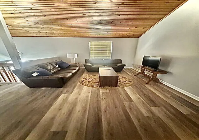 Photo 3 of Townhouse for sale at 3580 Lochdale Ter, Lexington, KY 40514 | MLS# 26001616 | Listing updated on 2026-01-30