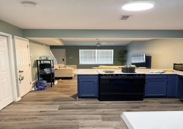 Photo 3 of Sale Pending at 1100 Horsemans Ln #42, Lexington, KY 40504 | MLS# 26002474 | Listing updated on 2026-02-17
