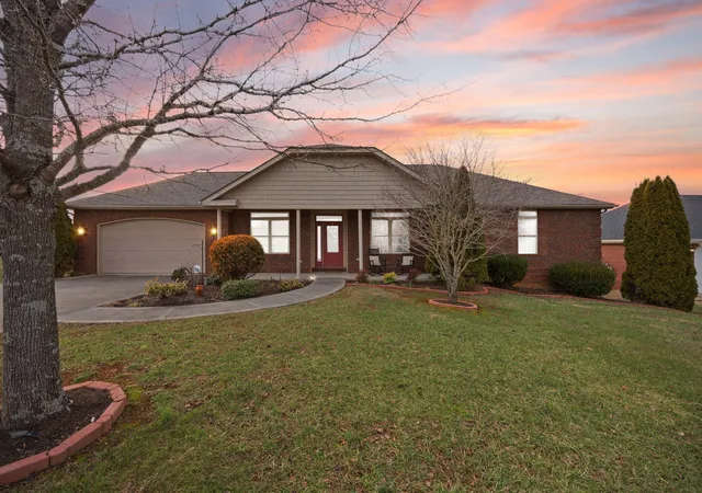 Photo 1 of Single family home for sale at 115 Mountain Air Dr, Somerset, KY 42503 | MLS# 26001709 | Listing updated on 2026-07-22