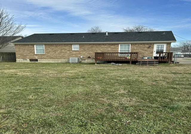 Homes for sale in Shepherdsville, KY | 205 Tecumseh Dr, Shepherdsville, KY 40165 | MLS# 26002294