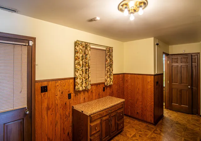 Homes for sale in Corbin, KY | 98 E Wyrick St, Corbin, KY 40701 | MLS# 26002041