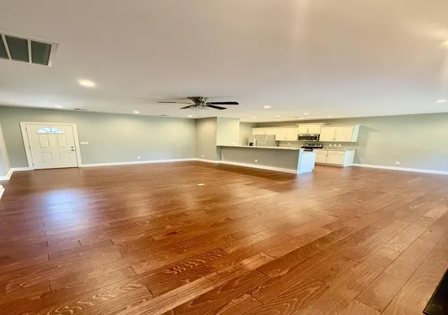 3rd image of 1106 Leawood Dr, Frankfort, KY 40601 | MLS# 26002358