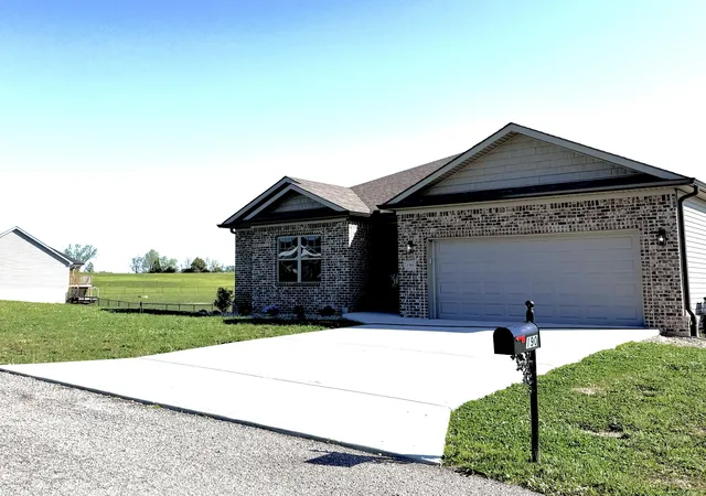 Photo 2 of Single family home for sale at 190 Liam Way, Paint Lick, KY 40461 | MLS# 26002311 | Listing updated on 2026-08-24