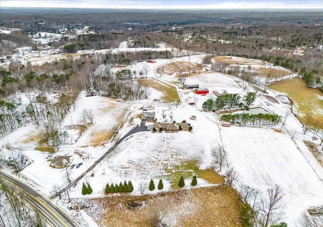 2nd image of 9256 Cumberland Falls Hwy, Corbin, KY 40701 | MLS# 26002343