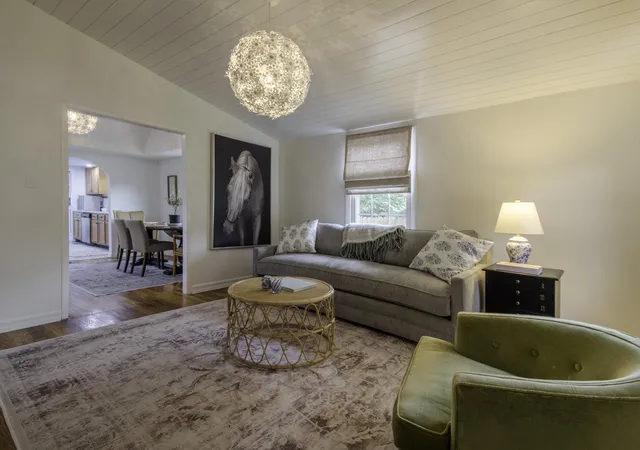 Photo 3 of Single family home for sale at 385 Sherman Ave, Lexington, KY 40502 | MLS# 26002505 | Listing updated on 2026-02-13