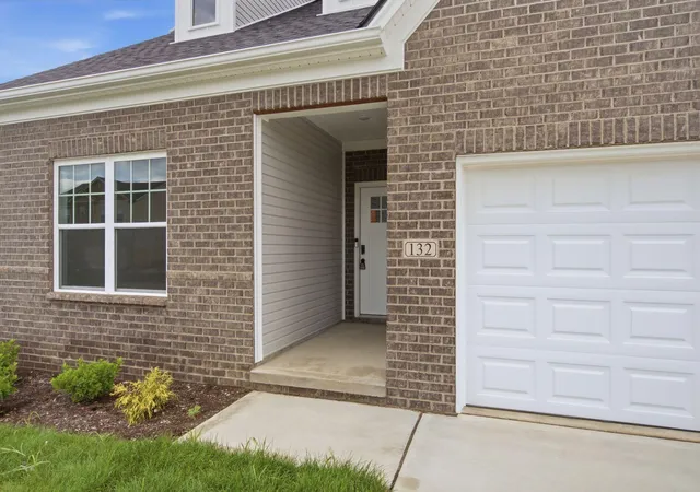 Homes for sale in Nicholasville, KY | 132 Clearwater Dr, Nicholasville, KY 40356 | MLS# 26003447