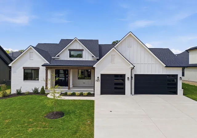 Photo 1 of Single family home for sale at 741 Azalea Ln, Versailles, KY 40383 | MLS# 26002964 | Listing updated on 2026-09-07