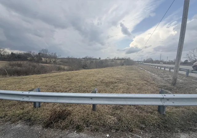 2nd image of 9999 Irvine Rd/catalpa Loop, Richmond, KY 40475 | MLS# 26003128