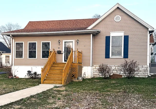 Homes for sale in Harrodsburg, KY | 433 N College St, Harrodsburg, KY 40330 | MLS# 26003163