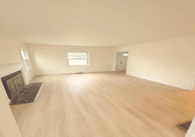 Photo 3 of Single family home for sale at 557 Haskins Dr, Lexington, KY 40508 | MLS# 26003199 | Listing updated on 2026-02-22