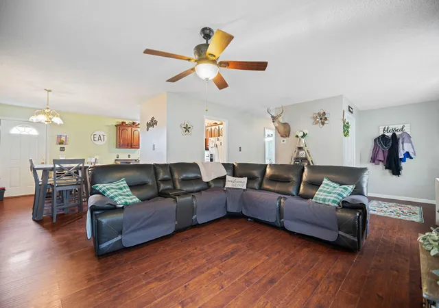 Photo 4 of Single family home for sale at 210 Big Hl Mountain Rd, Mc Kee, KY 40447 | MLS# 26003274 | Listing updated on 2026-05-28