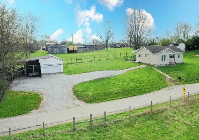 Homes for sale in Paris, KY | 478 Larue Rd, Paris, KY 40361 | MLS# 26003322