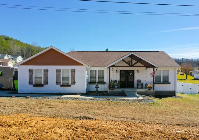 Photo 4 of Single family home for sale at 79 Old Salem Rd, London, KY 40741 | MLS# 26003522 | Listing updated on 2026-04-09