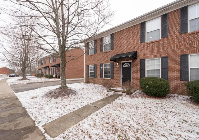 Photo 2 of Townhouse for sale at 3696 Arbor Dr #1, Lexington, KY 40517 | MLS# 26003373 | Listing updated on 2026-04-21