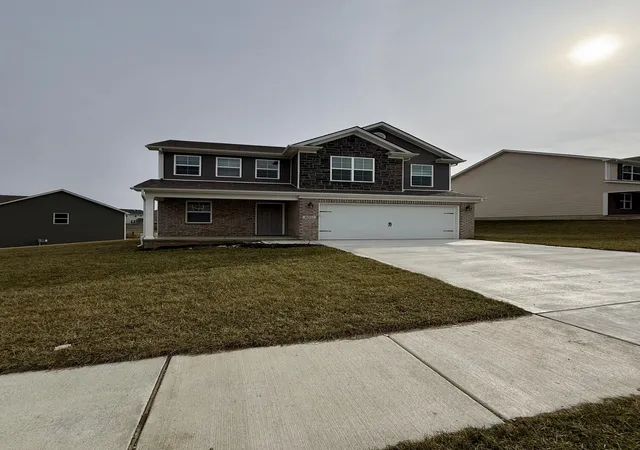Photo 1 of Single family home for sale at 8001 Driftwood Lp, Richmond, KY 40475 | MLS# 26003382 | Listing updated on 2026-04-20