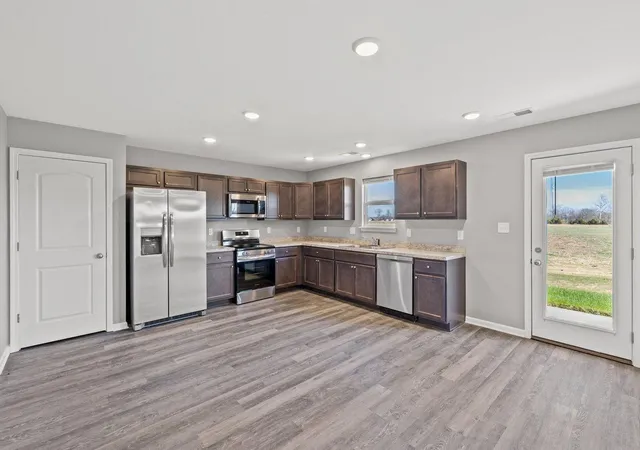 4th image of 8017 Driftwood Lp, Richmond, KY 40475 | MLS# 26003589