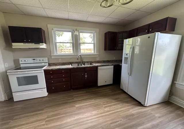 Photo 3 of Single family home for sale at 402 Walnut St, Georgetown, KY 40324 | MLS# 26004605 | Listing updated on 2026-10-01