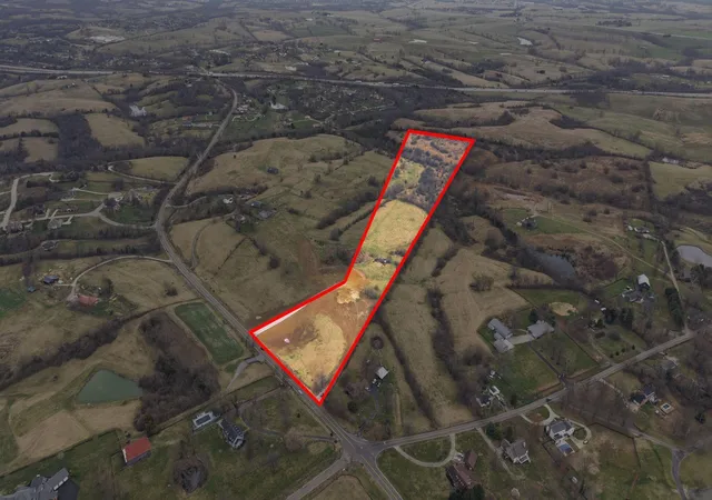 2nd image of 999 Lancaster Rd, Richmond, KY 40475 | MLS# 26004009