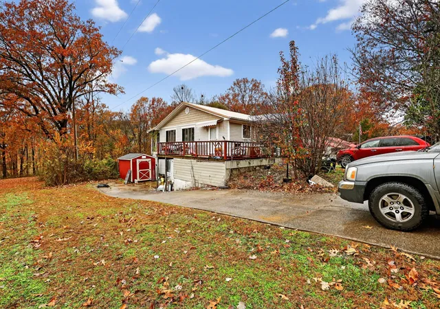 Homes for sale in Cadiz, KY | 133 Barkley Trl, Cadiz, KY 42211 | MLS# 26004007