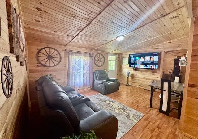 Homes for sale in Woollum, KY | 70 Spruce Pine Rd, Woollum, KY 40906 | MLS# 26004051