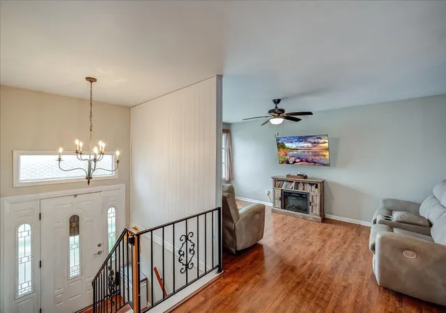 Photo 2 of Single family home for sale at 200 Whitfield Dr, Lexington, KY 40515 | MLS# 26004085 | Listing updated on 2026-03-24