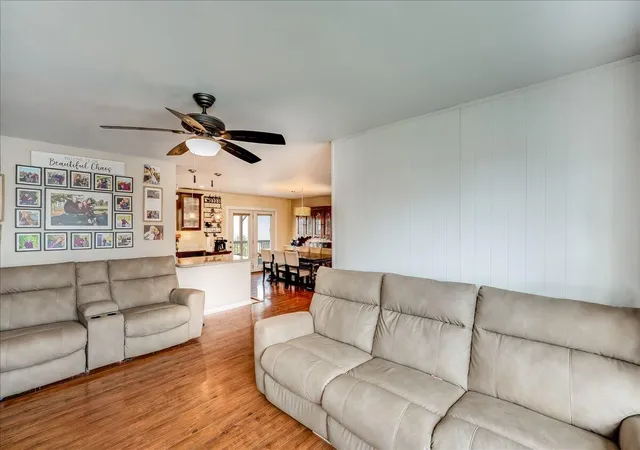 Photo 4 of Single family home for sale at 200 Whitfield Dr, Lexington, KY 40515 | MLS# 26004085 | Listing updated on 2026-03-24