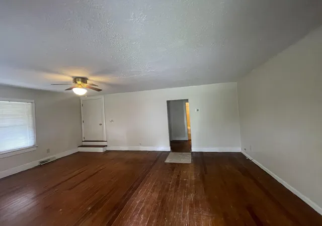 Photo 2 of Single family home for sale at 103 Holt Ave, Barbourville, KY 40906 | MLS# 26019264 | Listing updated on 2026-08-01