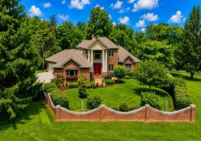 Photo 3 of Single family home for sale at 491 Pumphouse Rd, Somerset, KY 42503 | MLS# 26004285 | Listing updated on 2026-10-13