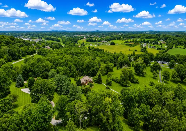 Photo 4 of Single family home for sale at 491 Pumphouse Rd, Somerset, KY 42503 | MLS# 26004285 | Listing updated on 2026-10-13