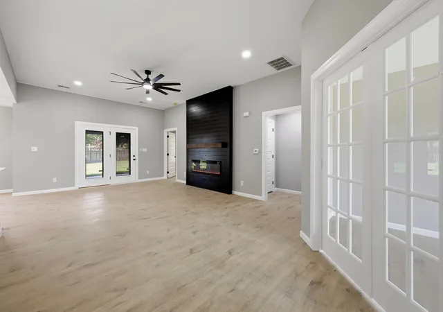 3rd image of 213 Delancey St, Berea, KY 40403 | MLS# 26004272