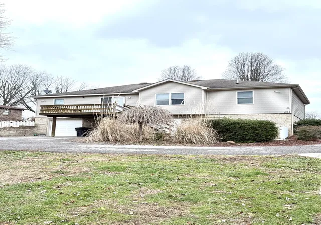 Homes for sale in Stanford, KY | 212 S Loop Dr, Stanford, KY 40484 | MLS# 26004265