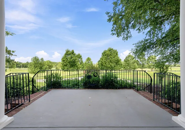 Photo 3 of Single family home for sale at 208 Craig Ln, Georgetown, KY 40324 | MLS# 26004721 | Listing updated on 2026-09-15