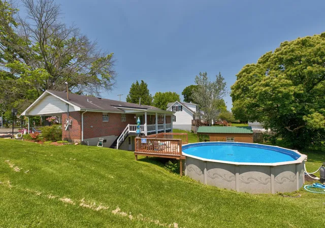 Photo 3 of Single family home for sale at 405 Nevada Ave, Mt Sterling, KY 40353 | MLS# 26004481 | Listing updated on 2026-09-01