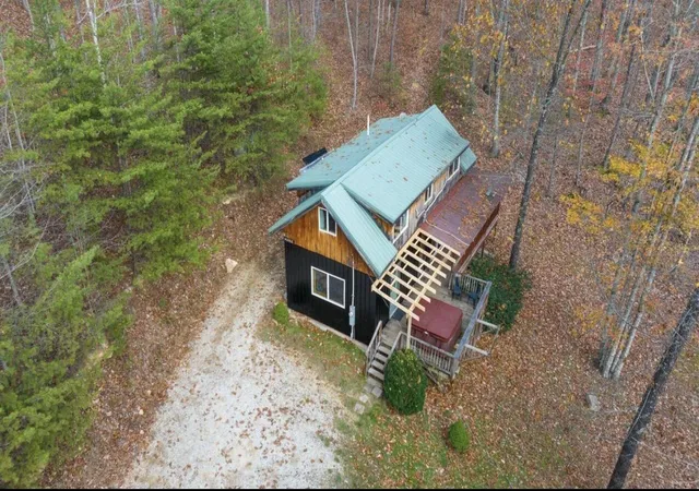 Homes for sale in Stanton, KY | 60 Forest View Ln, Stanton, KY 40380 | MLS# 26005863