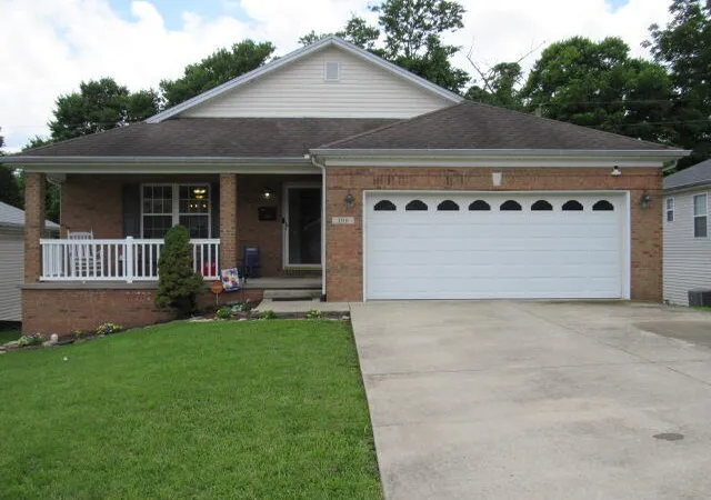 Homes for sale in Frankfort, KY | 106 Turnberry Dr, Frankfort, KY 40601 | MLS# 26004549