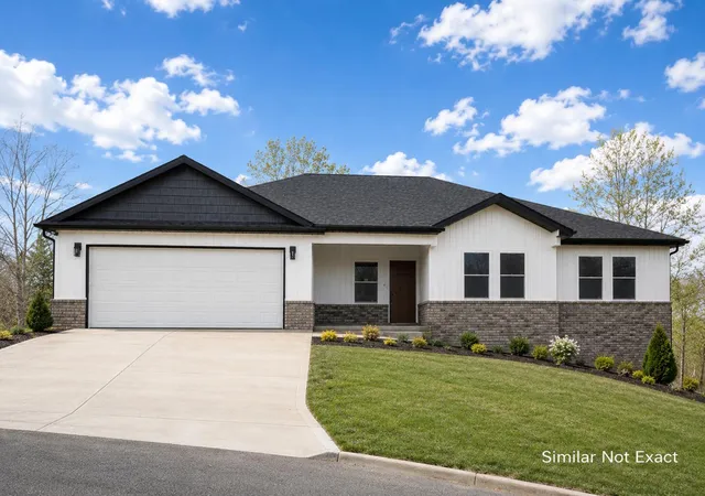 Photo 1 of Single family home for sale at 226 Fls Crk Way, Somerset, KY 42501 | MLS# 26004943 | Listing updated on 2026-06-29