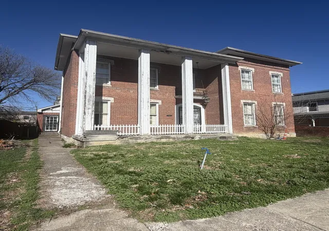 Homes for sale in Frankfort, KY | 514 Ann St, Frankfort, KY 40601 | MLS# 26004803