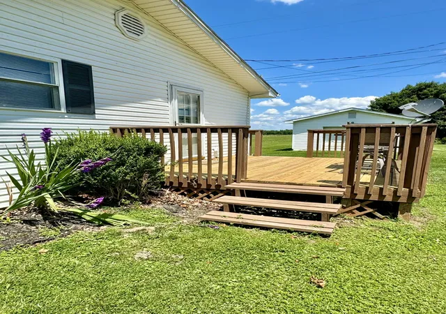 Homes for sale in Tollesboro, KY | 6658 Ky-10, Tollesboro, KY 41189 | MLS# 26004931