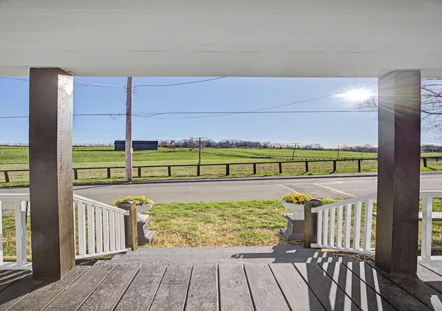 Homes for sale in Paris, KY | 318 Scott Ave, Paris, KY 40361 | MLS# 26004982