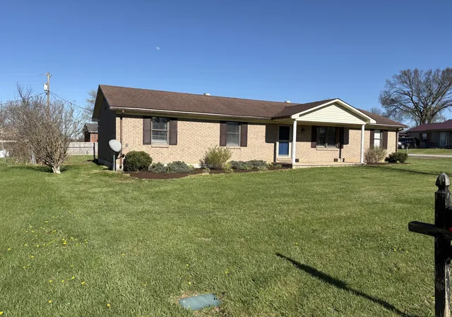 Homes for sale in Lawrenceburg, KY | 94 Eagle Dr, Lawrenceburg, KY 40342 | MLS# 26007908