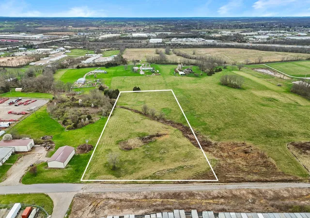 Photo 1 of Sale Pending at 185 Industry Rd, Georgetown, KY 40324 | MLS# 26005224 | Listing updated on 2026-09-30