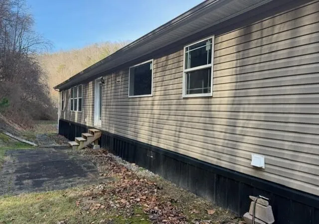 Homes for sale in Pikeville, KY | 606 Harolds Br, Pikeville, KY 41501 | MLS# 26005179
