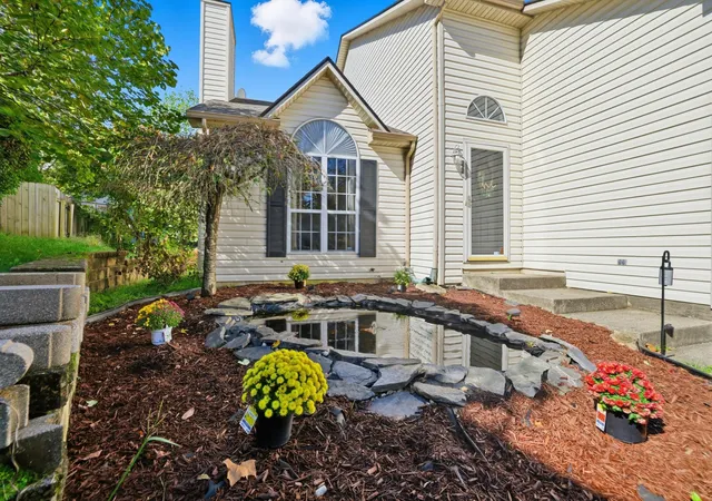 Photo 3 of Sale Pending at 4505 Pentlalla Point, Lexington, KY 40515 | MLS# 26005228 | Listing updated on 2026-03-19