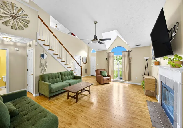 Photo 3 of Sale Pending at 4505 Pentlalla Point, Lexington, KY 40515 | MLS# 26005228 | Listing updated on 2026-03-19