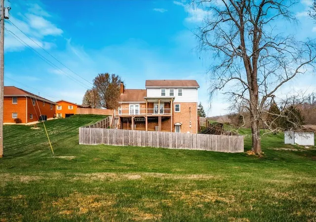 Homes for sale in Corbin, KY | 32 Meadow Brook Dr, Corbin, KY 40701 | MLS# 26005554
